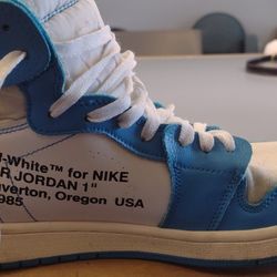 AIR JORDANS 1 UNC WHITE AND BLUE 