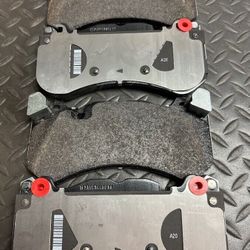 Mercedes-Benz Brake Pad Set 