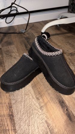 Black Platform Slippers