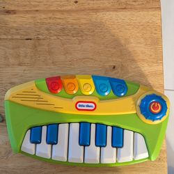 Little Tikes Pop Tunes Keyboard Piano Musical Instrument Toy Green Vintage 90s