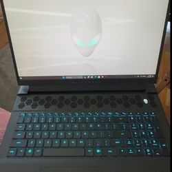 Alienware M18 Gaming Laptop