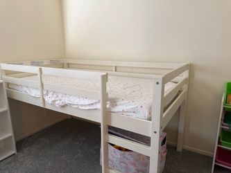 Bunk bed