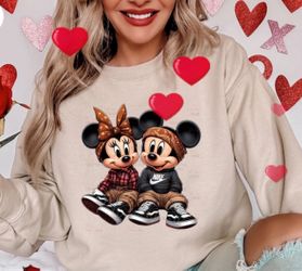 Mickey And Minnie Crew Neck 