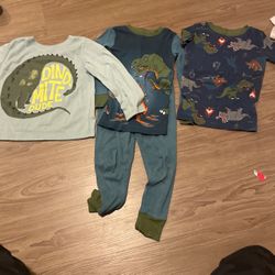 Dino PJ set $5 