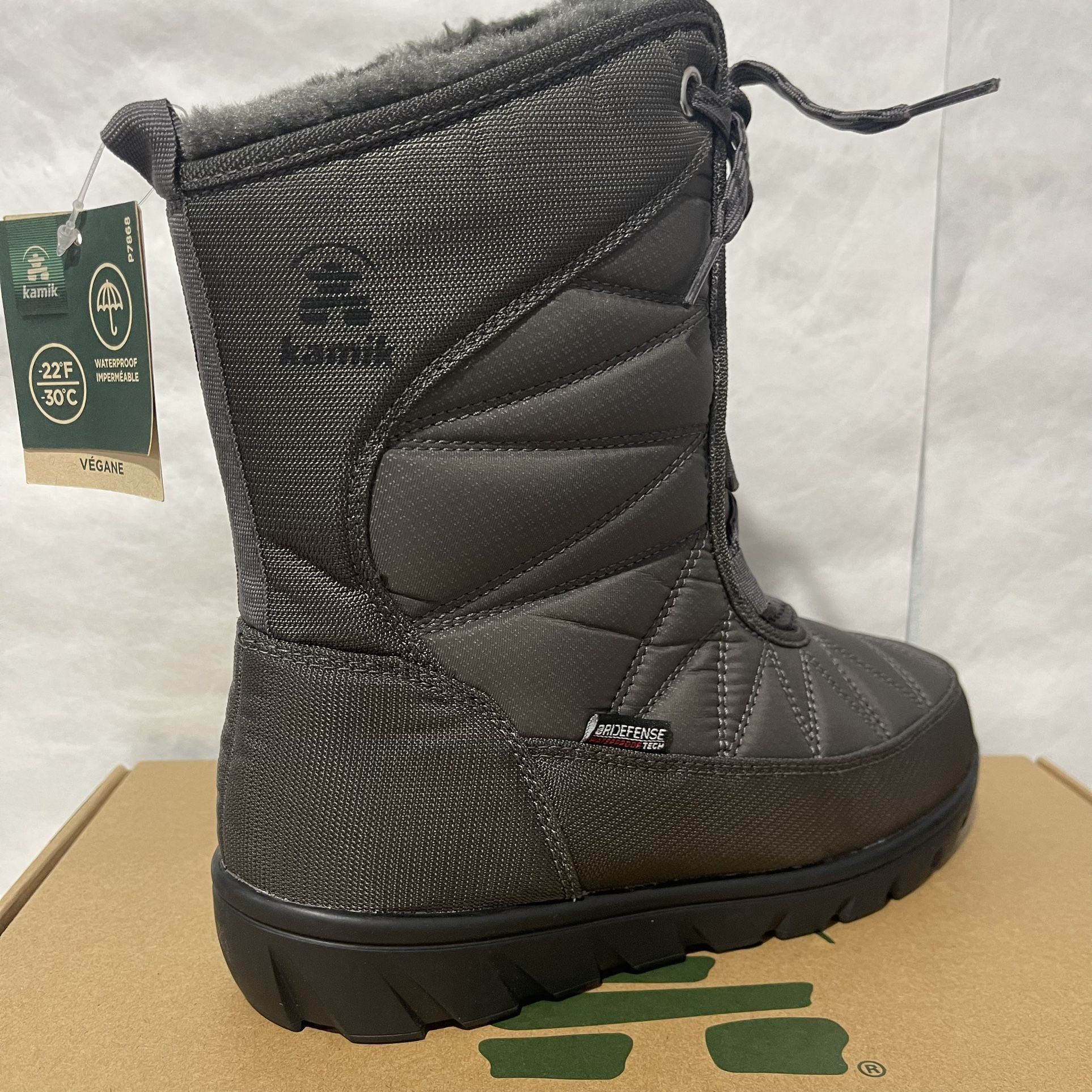 Kamik Women’s HANNAH MID Waterproof Snow Boots Charcoal Size 7 New in Box