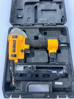 Pneumatic 16-Gauge 2-1/2 in. Corded Finishing Nailer