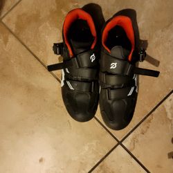 Pelton shoes 40