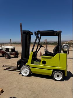 Clark forklift