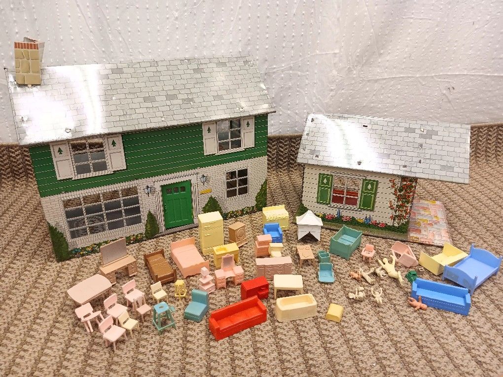 Marx Tin Litho Dollhouse with Breezeway plus tons of hard to find Accessories
