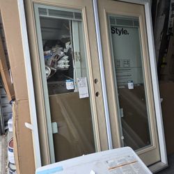 Beautiful French Door With Blinds 60x80 Fiberglass 