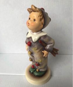 VINTAGE HUMMEL “Carnival” PORCELAIN FIGURINE #328 - 5 3/4”- TMK7