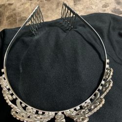 Tiara 