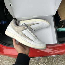 Jordan 2s 
