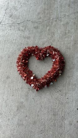 Red heart wreath