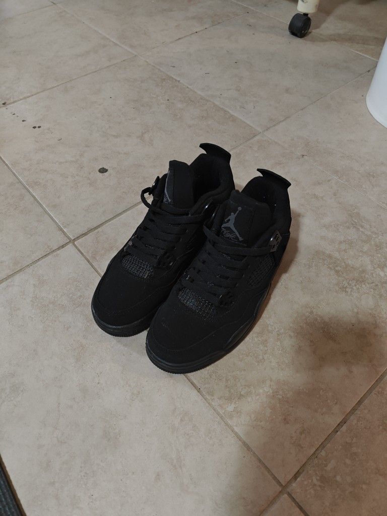 Black Cat Jordan 4 2020