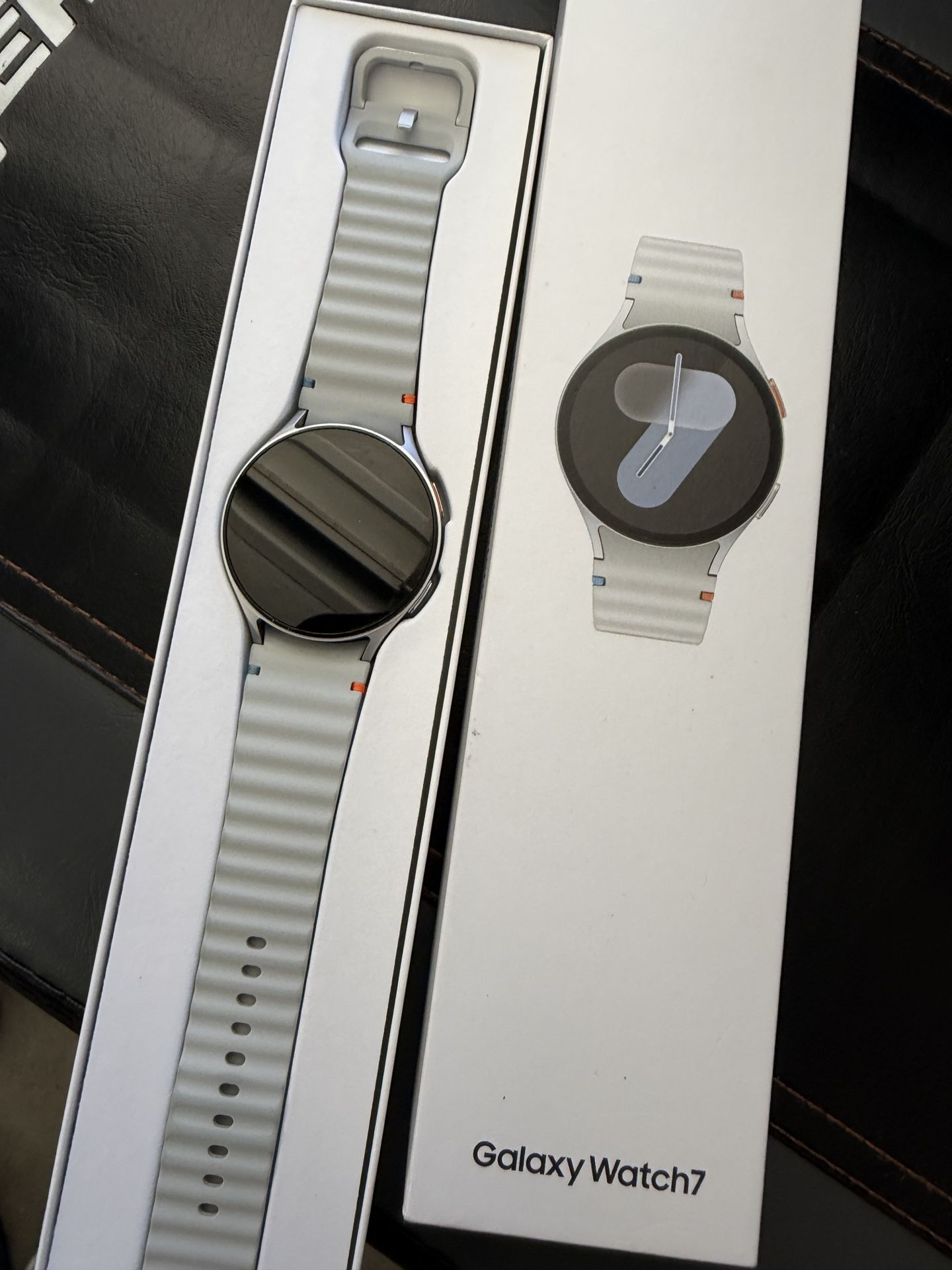 Samsung Galaxy Watch 7 44mm Bluetooth+ lte Like New