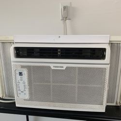6000 BTU window AC 