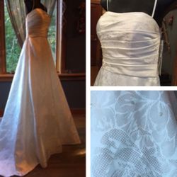 Wedding Dress NWT David’s Bridal Size 8