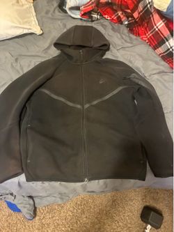 NIKE TECH BLACK