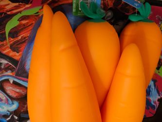 Squeeeze carrot.