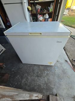 Deep freezer