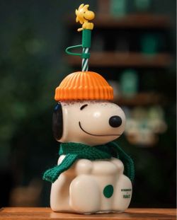 Snoopy glass cup