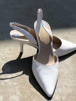 White ladies dress shoes