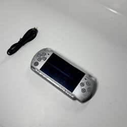 PSP 2000