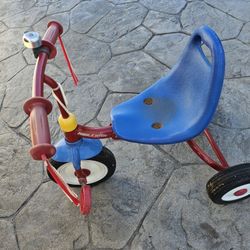 RADIO FLYER  3 wheeler for kids