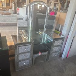 Glass Vanity W Tool Bluettoth Led Light 