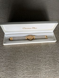 Cristian Dior: model 3026