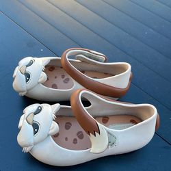 Mini Melissa size 6