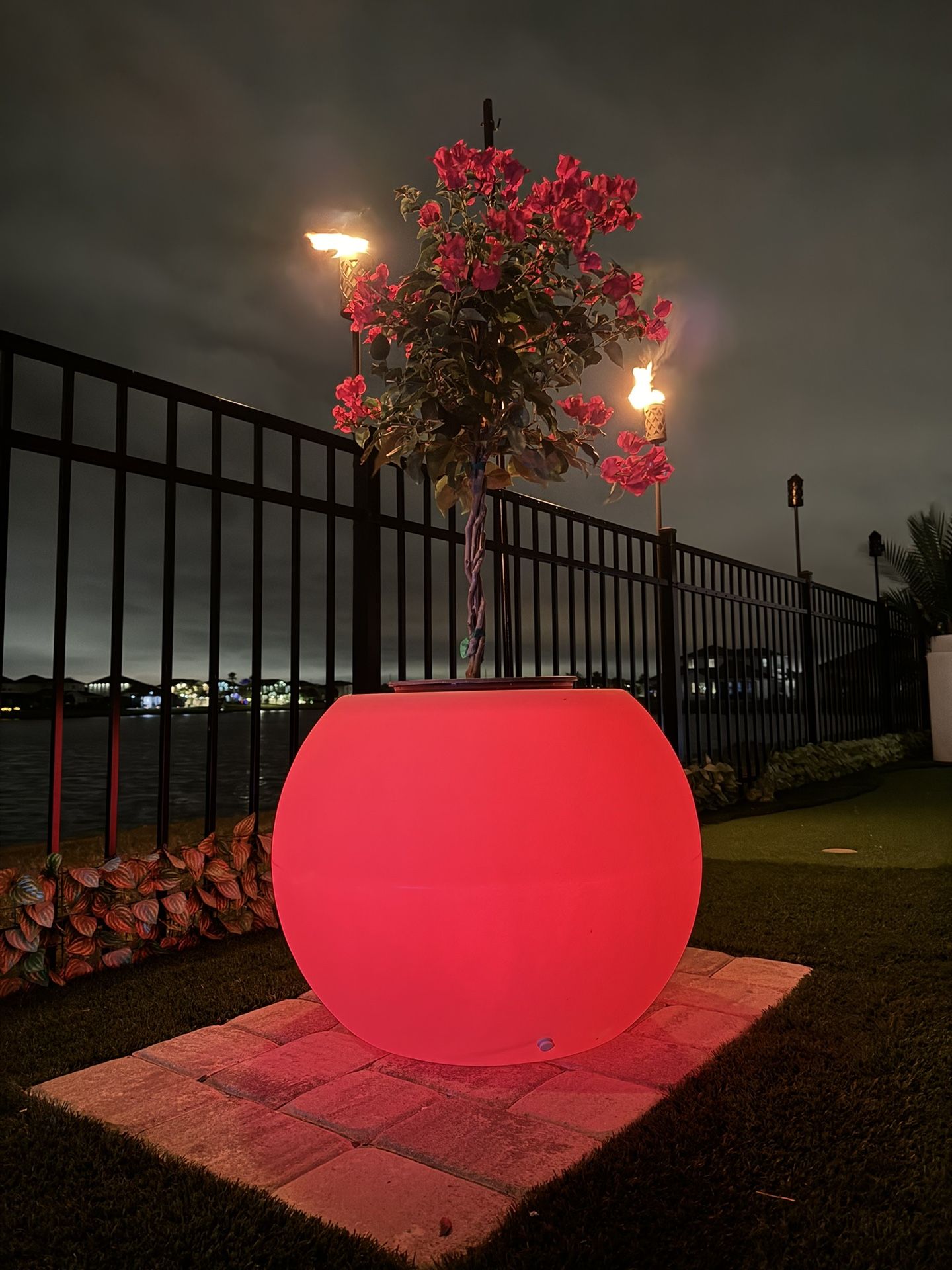 Led Circular Flower Pot (Large)