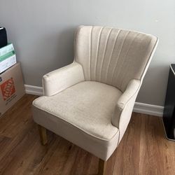 Accent Chair 
