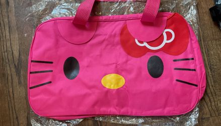 HELLO KITTY DUFFLE BAGS