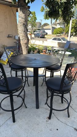 Bistro set