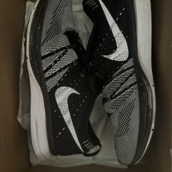 Nike Flyknit Trainer