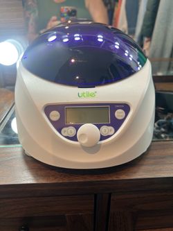 Small centrifuge