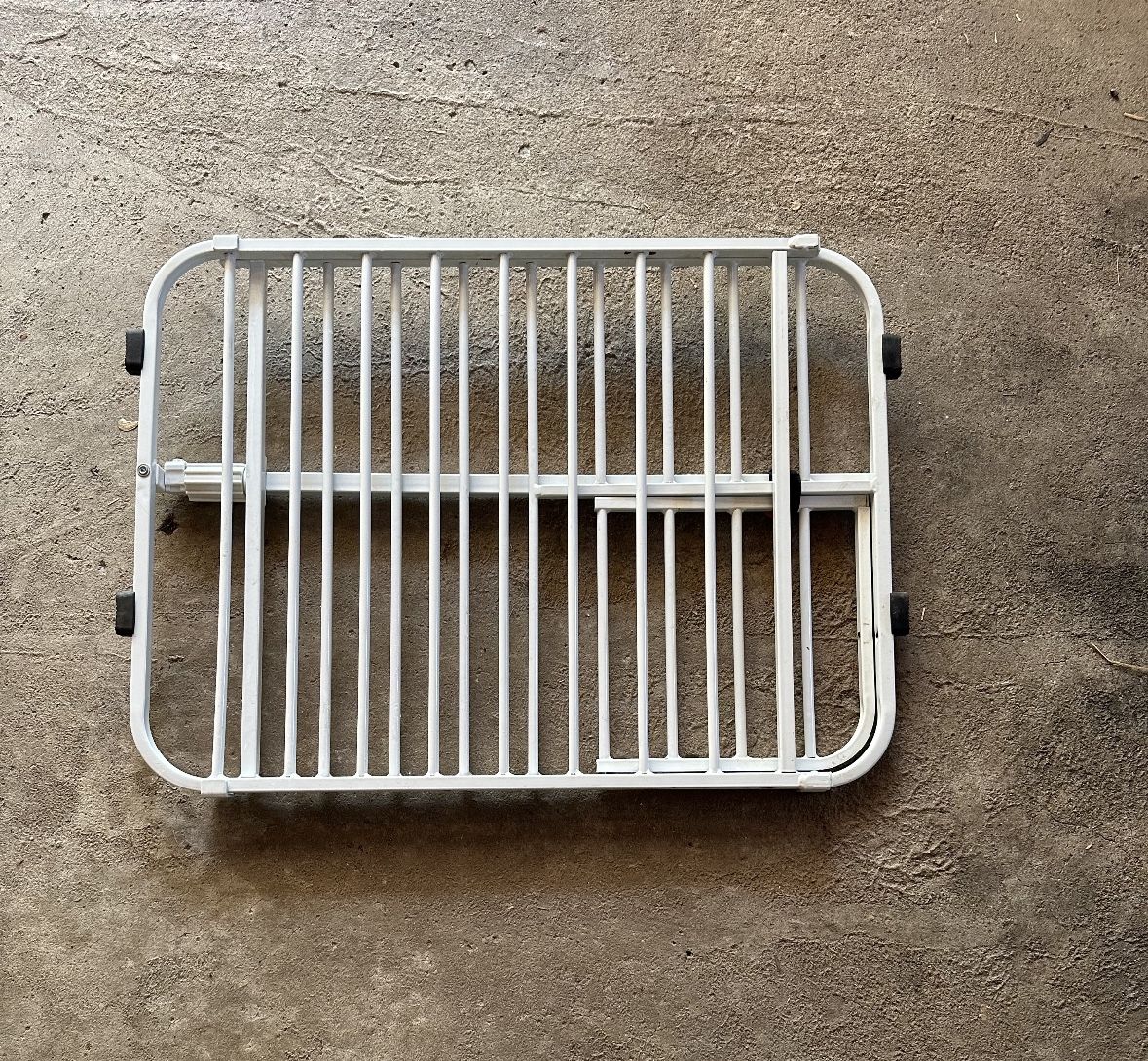 Mini Retractable Dog Gate