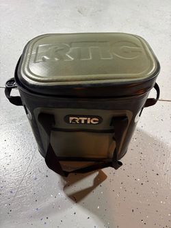 RTIC Soft Pack Backpack Cooler Good Condition
