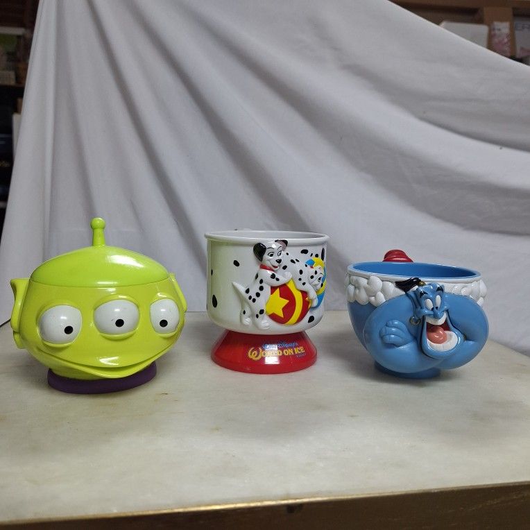 SET OF 3 COLLECTIBLE DISNEY MUGS