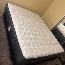 Queen Mattress 