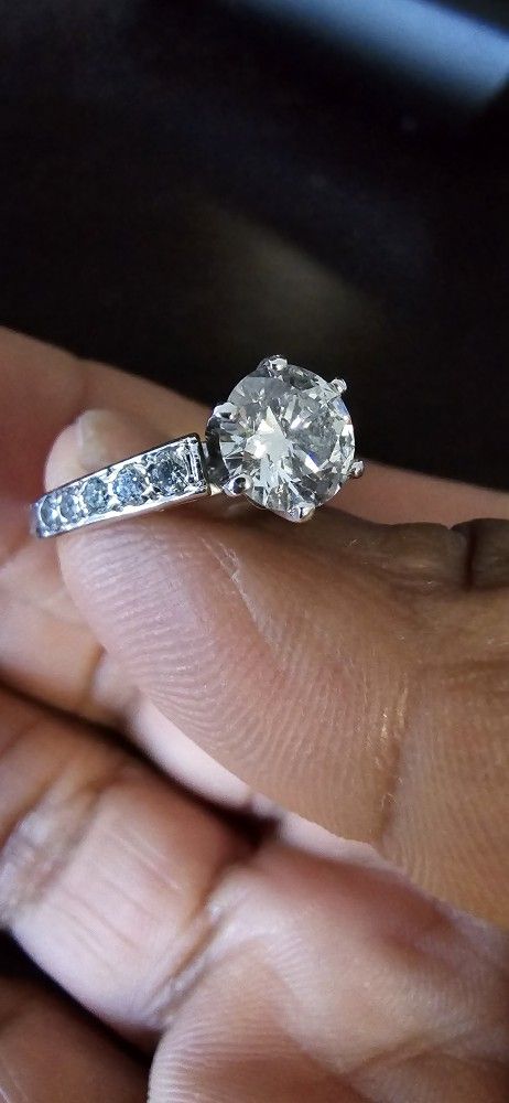 Diamond 14 KT Ring 10 Diamonds