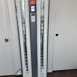 The Daavlin 7 Series CT 311-4 Home Phototherapy Unit-4 Lamp, NO UV Goggles-PICK-UP ONLY- Pre-owned