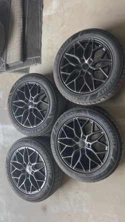 17 in Liquid Metal Black Wheels 5x120