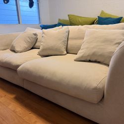 Valyou Feathers Sofa 