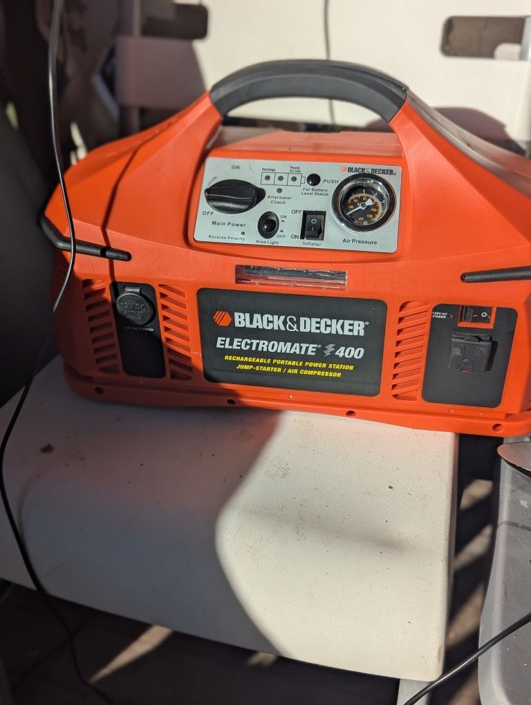 Portable Car Power Station β Tire Inflator & Power Inverter (No Jumper Cables)