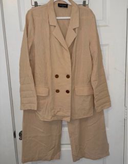 Set of 2 - Women’s Linen Jacket + Pants