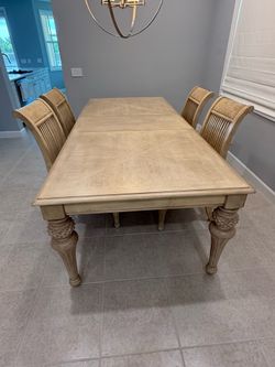 Dining set