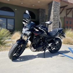 Kawasaki ER650 KLFA Z650 (ABS)